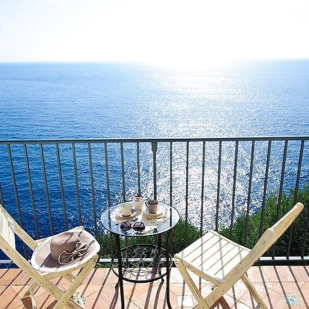 Bed and Breakfast La Maurella Праяно Экстерьер фото