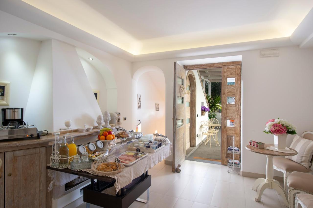 Bed and Breakfast La Maurella Праяно Экстерьер фото