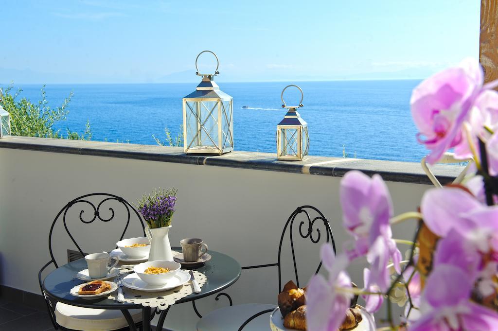 Bed and Breakfast La Maurella Праяно Экстерьер фото