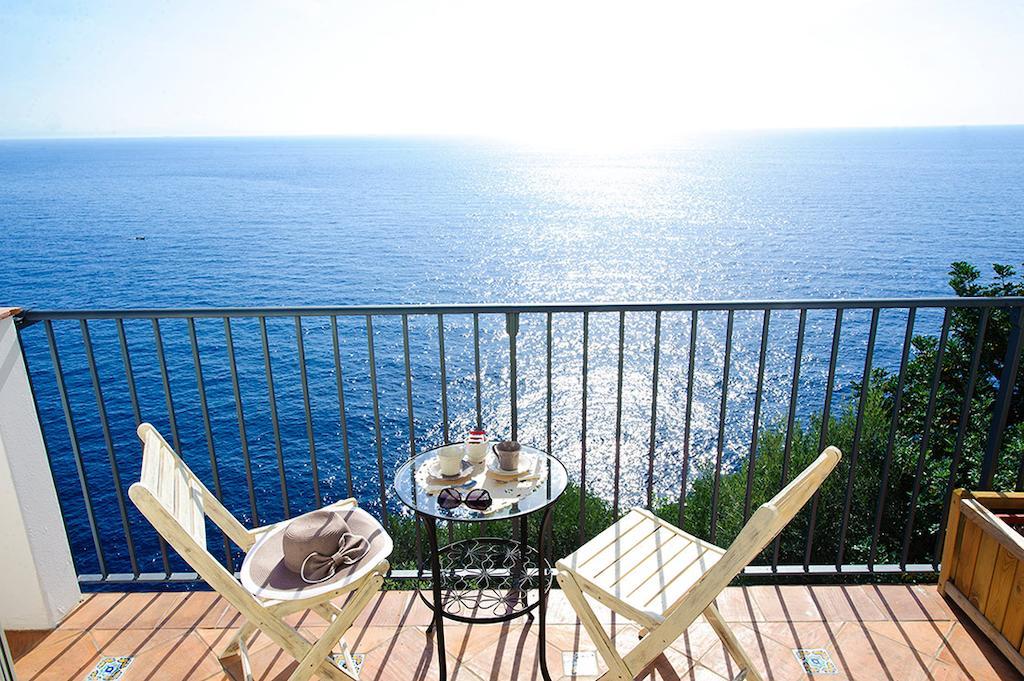 Bed and Breakfast La Maurella Праяно Экстерьер фото